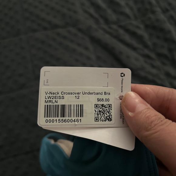 NWT Lululemon V Neck Crossover Underband Bra Size 12 - Picture 3 of 3